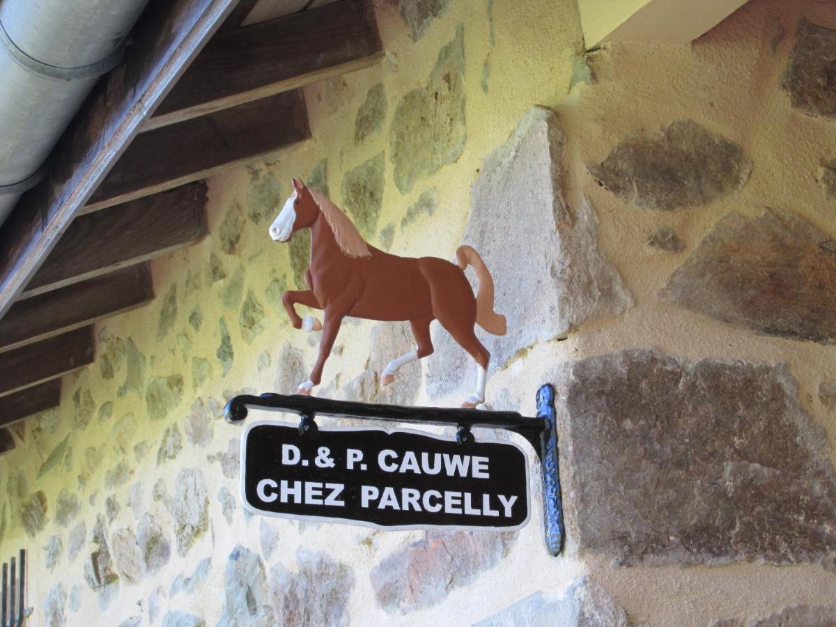 Bed and Breakfast La Vache Sur Le Toit Montagny  Esterno foto